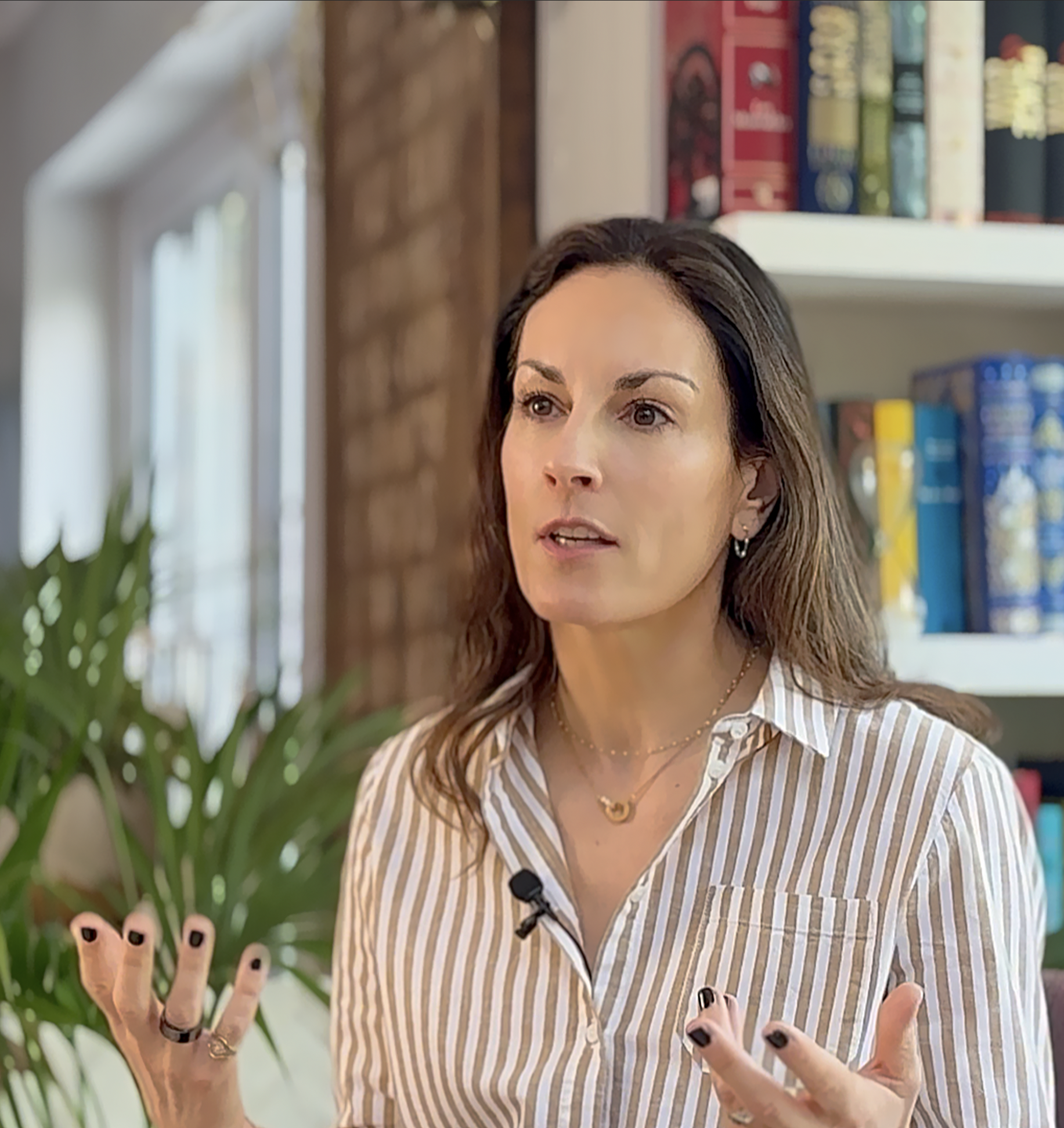 Sonia Ouarti presenting a Burnout Protocol lesson